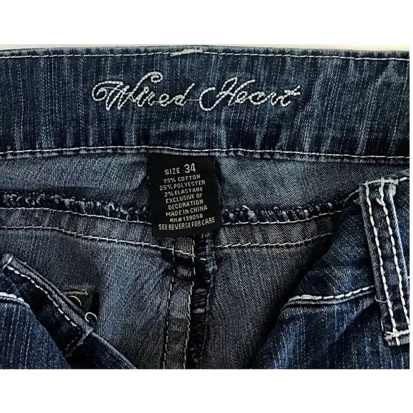 Wired Heart Womens size 34 Blue Jeans detailed White Stitch (HEM) - Picture 3 of 12